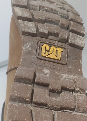 42 Beden camel Renk Cat Erkek bot