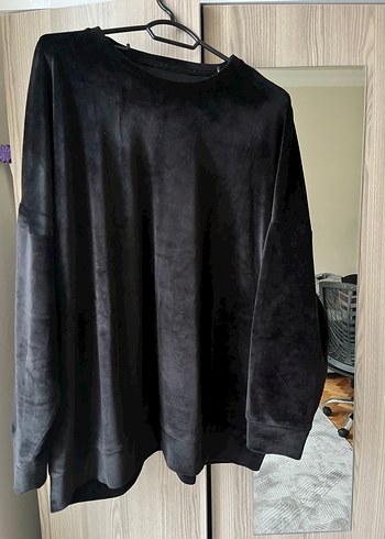 Siyah Kadife Salaş Sweatshirt - Görsel 2