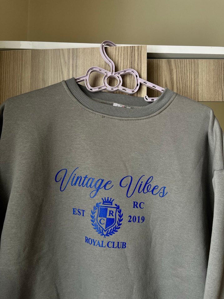 Gri Vintage Vibes Baskılı Sweatshirt - Görsel 3