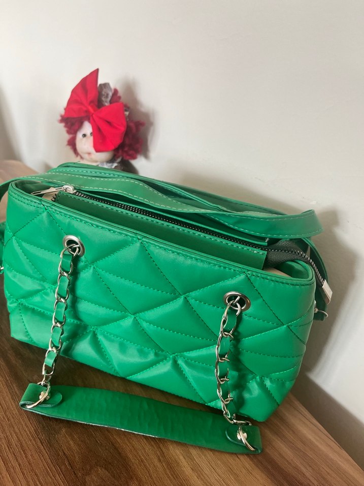 Zincir Detaylı Yeşil Deri Kadın Çanta Prada - Görsel 4