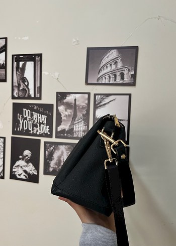 Siyah HAKİKİ DERİ Kemer Detaylı Kadın Çanta - Görsel 11