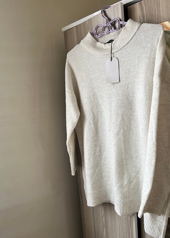 Kadın Beyaz Yünlü Bisiklet Yaka Kazak - Görsel 2