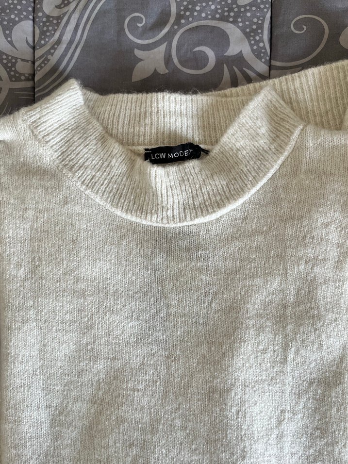 Kadın Beyaz Yünlü Bisiklet Yaka Kazak - Görsel 5