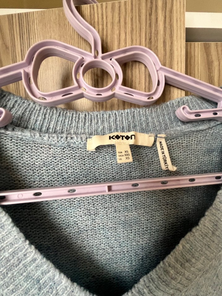 Gri V Yaka Örgü Kadın Kazak - Görsel 4