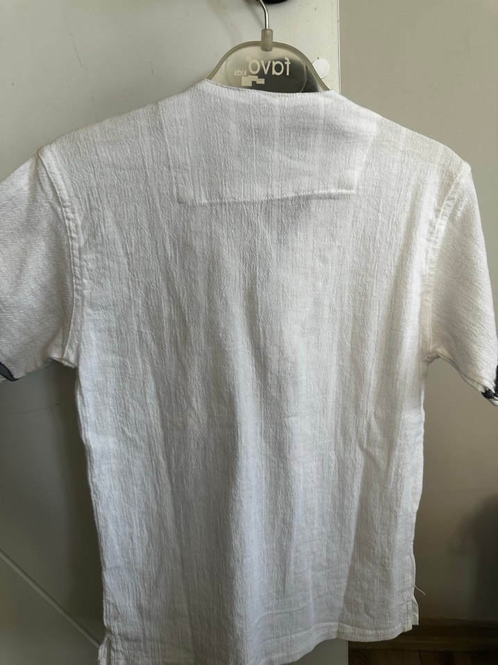 Erkek Çocuk Keten Kısa Kollu V Yaka Gömlek - Görsel 4