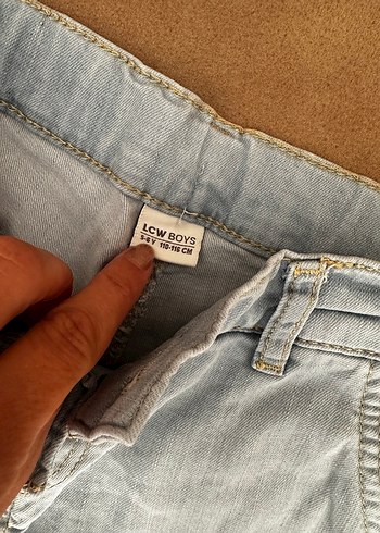 Gri Düğmeli Erkek Denim Şort - Görsel 2