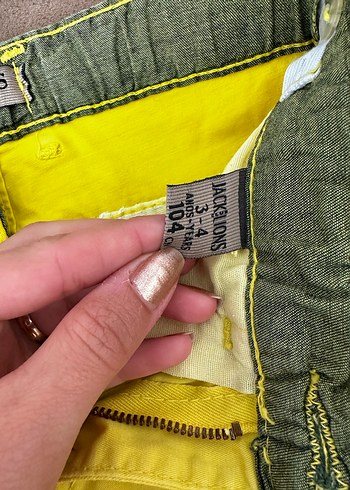 Sarı Erkek Kemerli Dar Kesim Şort - Görsel 3