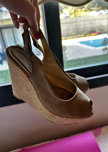 Bej Tokalı Kadın Dolgu Topuklu Ayakkabı - Görsel 5