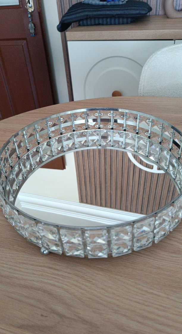 Parlak Bej Kareli Modern Tepsi - Görsel 3