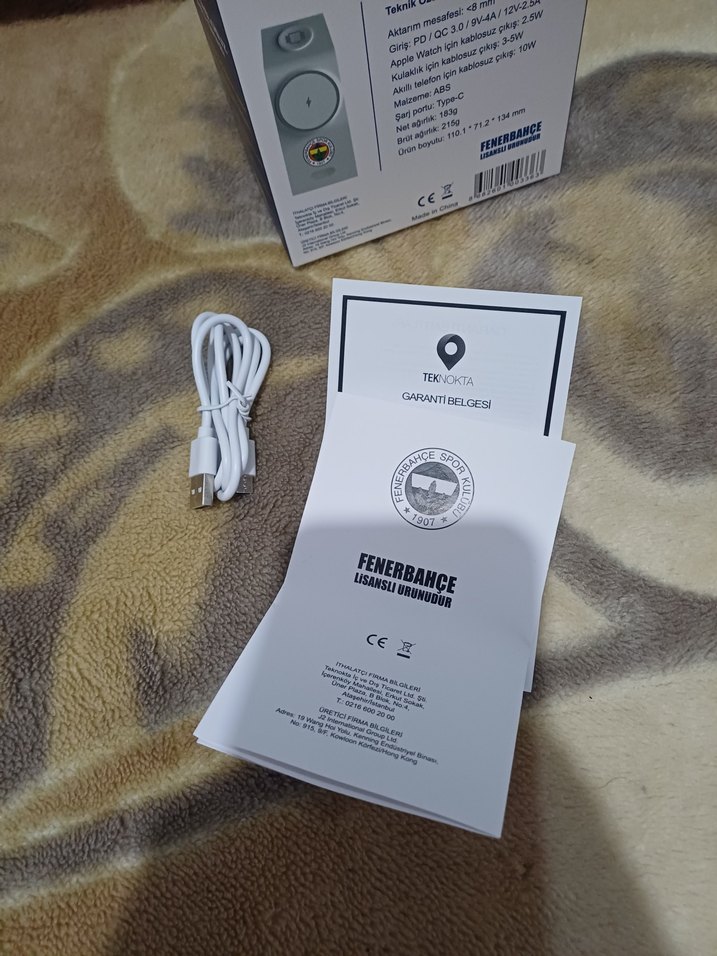 Fenerbahçe lisanslı 3'ü 1 arada kablosuz şarj cihazı - Görsel 3