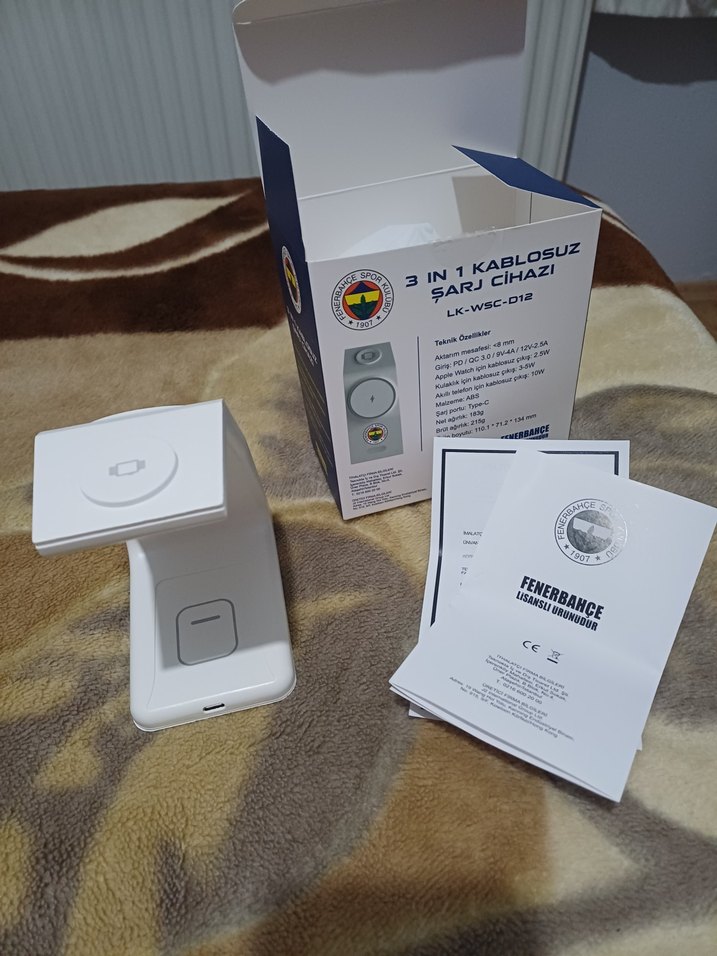 Fenerbahçe lisanslı 3'ü 1 arada kablosuz şarj cihazı - Görsel 2
