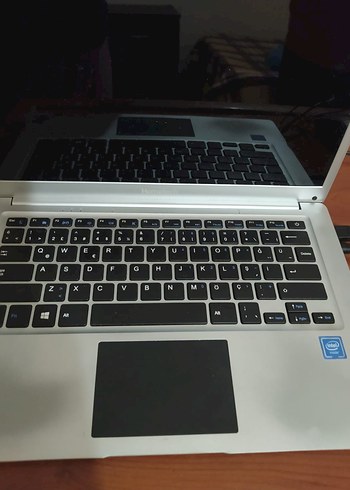 Hometech Laptop - Görsel 2