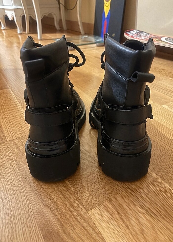 Deri bayan bot - Görsel 3