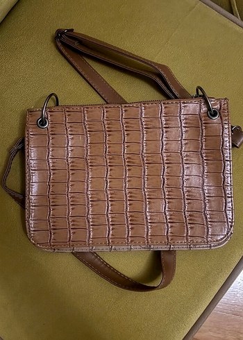 4 adet çanta hepsi bir arada  Kadın Çanta 650 tl - Görsel 6