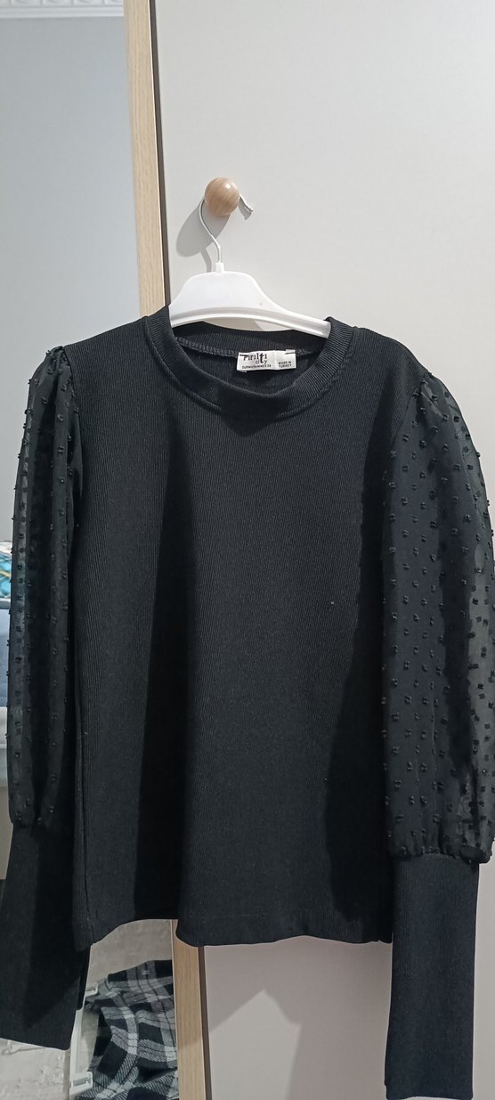 Siyah şortlu mini Etek bluz - Görsel 5