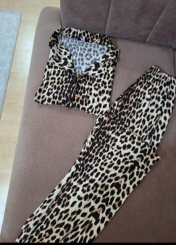 Diğer Leopar pijama takımı
