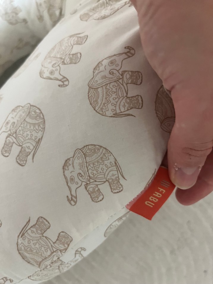 Bej Fil Desenli Emzirme ve Gebelik Yastığı - Görsel 2