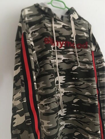 Kapüşonlu sweatshirt