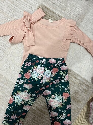 Pembe çiçekli kız bebek takım
