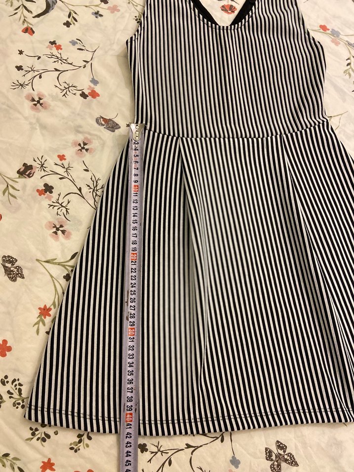 V Yaka Mini Elbise - Görsel 5