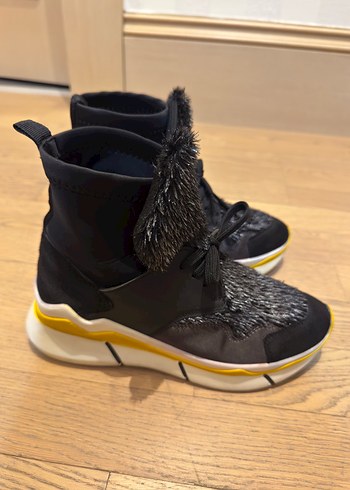 Elle Kürklü Siyah Sarı Yüksek Topuklu Kadın Spor Ayakkabı - Görsel 3