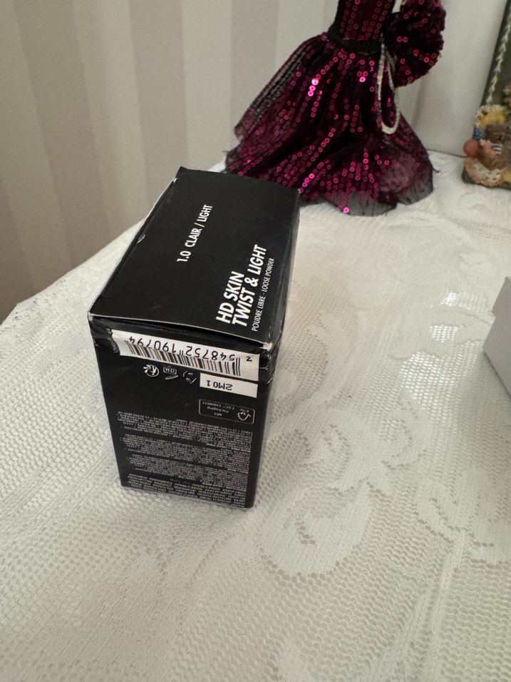 Make Up For Ever HD Skin Twist & Light Pudra - Görsel 2