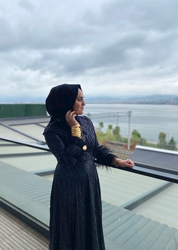 Diğer Siyah Parlak Uzun Kollu Drapeli Abiye Elbise