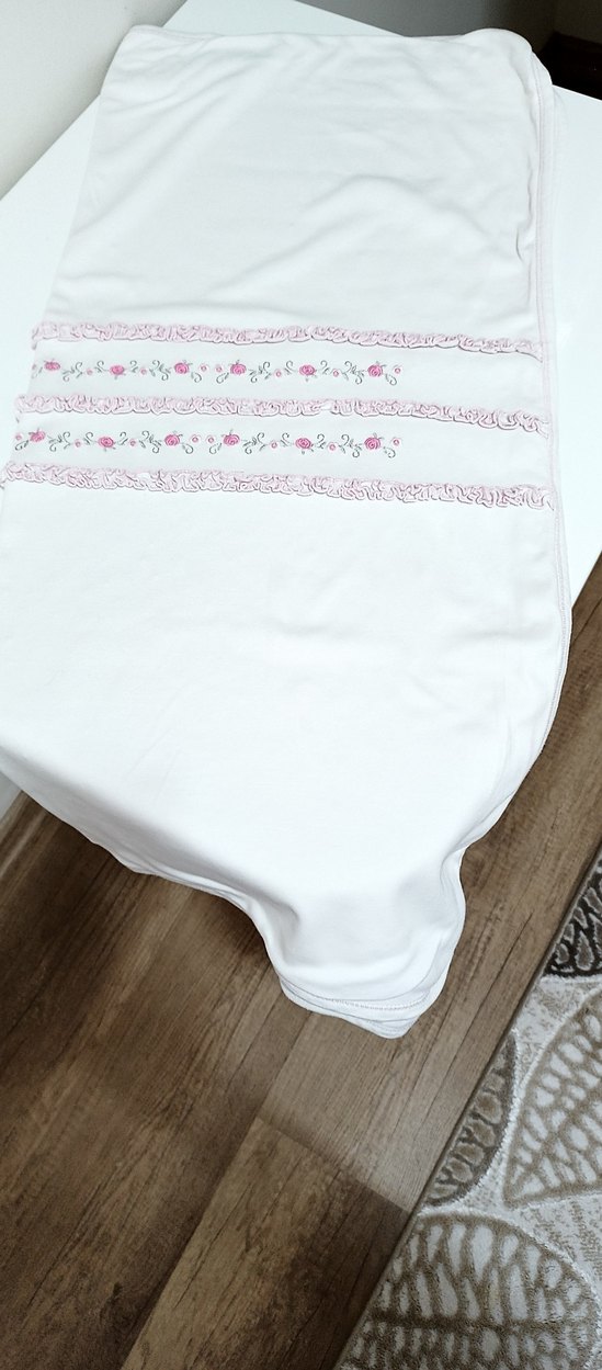 Nakışlı Beyaz kız bebek kundak - Görsel 2
