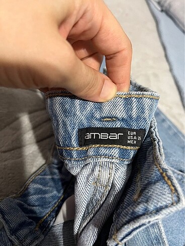 26 Beden Ambar mavi jean