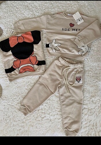 Zara Mickey Takım