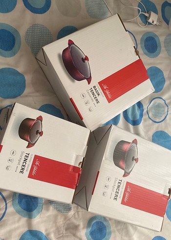 Kırmızı Tencere Seti