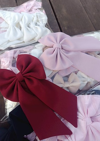 Kırmızı Fiyonklu Sokak Stili Saç Aksesuarı - Görsel 3