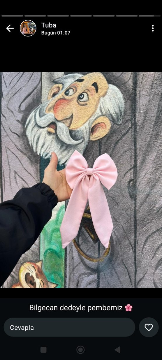 Kırmızı Fiyonklu Sokak Stili Saç Aksesuarı - Görsel 2