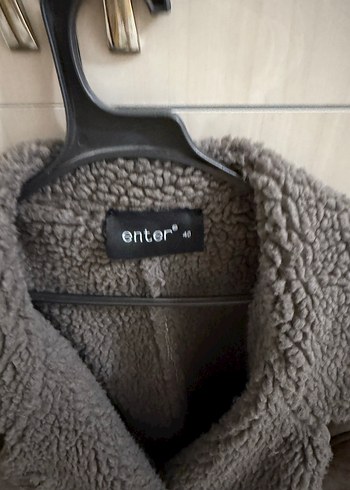 Kürk Detaylı Kısa Nubuk Kadın Ceket - Görsel 2