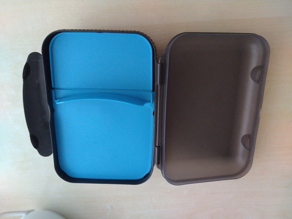 Mavi Tupperware beslenme Kabı - Görsel 3