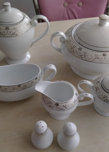 Gümüş Gül Desenli Beyaz Porselen Servis Takımı - Görsel 2