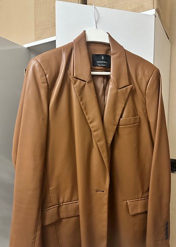 Stradivarius Düğmeli Kahverengi Deri Kadın Ceket - Görsel 4