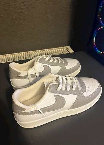 Nike Air Beyaz Gri Spor Ayakkabı - Görsel 4