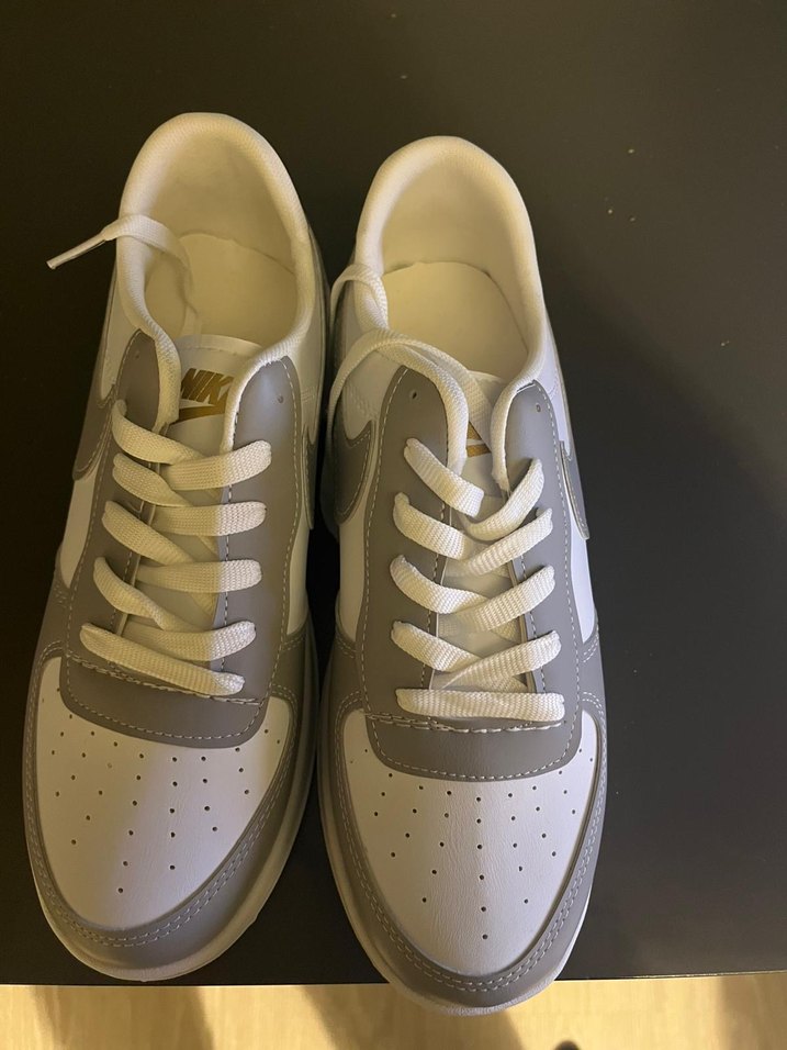 Nike Air Beyaz Gri Spor Ayakkabı - Görsel 2