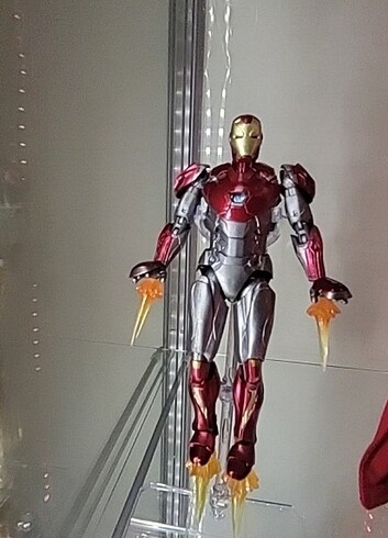 İron man mk7 ve mk47 figür