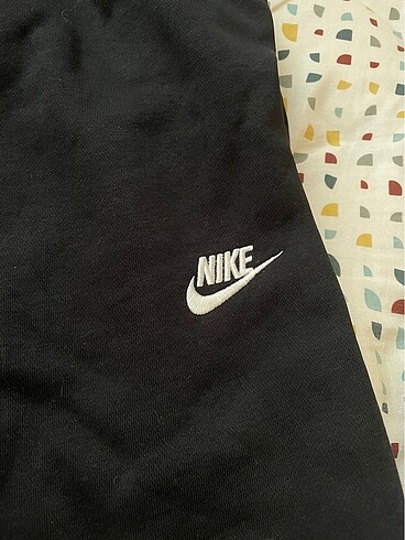 s Beden Eşofmann