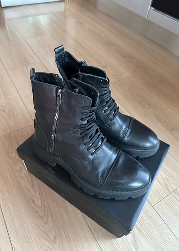 Divarese Erkek Bot - Görsel 3