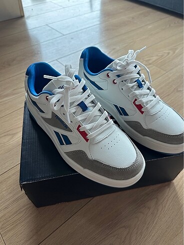 44 Beden Rebook Andy Pose 44