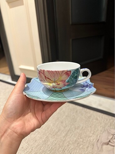 Royal renkli çay fincan
