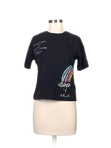 LC Waikiki T-shirt %70 İndirimli.
