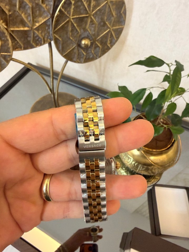 Zincir Detaylı Modern Klasik Kadın Saati versace saat - Görsel 3