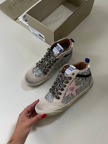 Golden goose