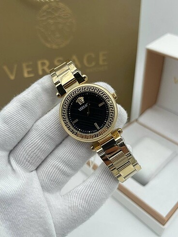 Versace saat