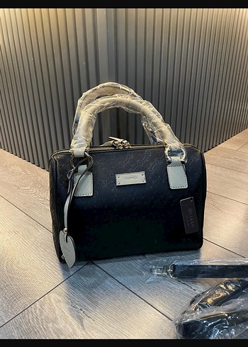 Siyah Deri Kadın Çanta Vakko klasik speedy