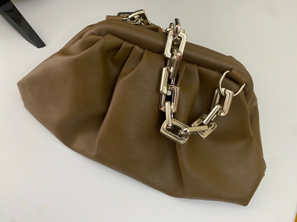 Zincir Detaylı Kahverengi Kadın El Zinciri - Görsel 3